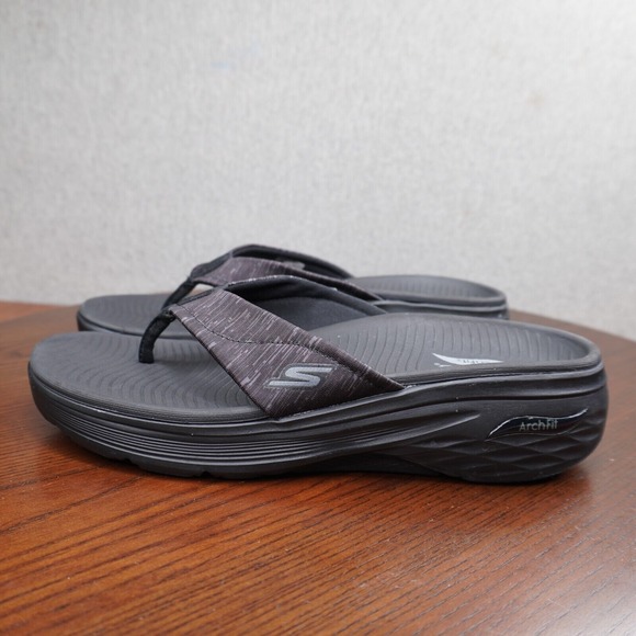 Skechers Shoes - Skechers Sandals Women's Size 10 Black Thong Flip Flop Walking Cushioning 140502